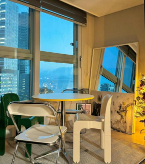 Reve House